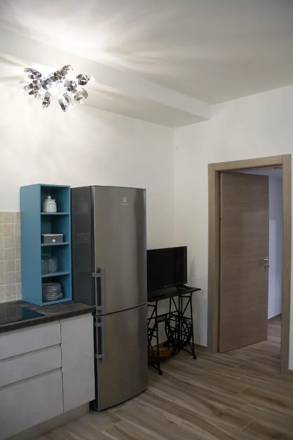 Amami Apartment Milan 0*,